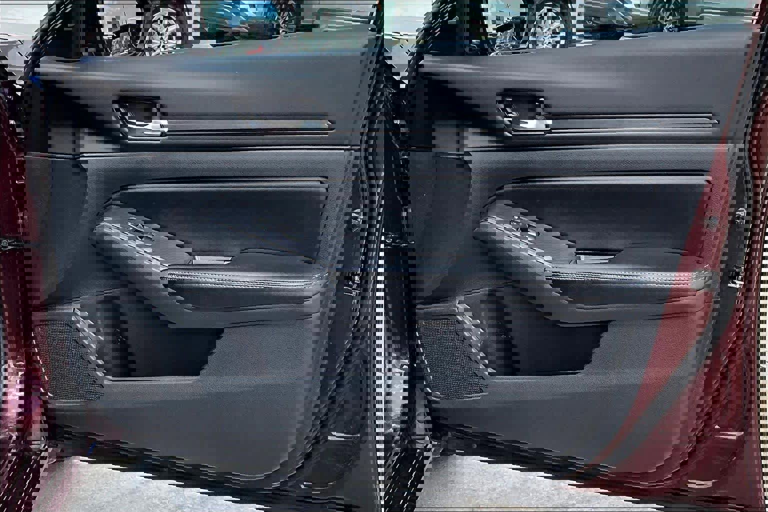 Used 2024 Nissan Altima 2.5 SV w/ SV Premium Package image 23