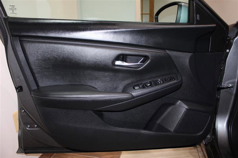 Used 2024 Nissan Sentra SV image 31