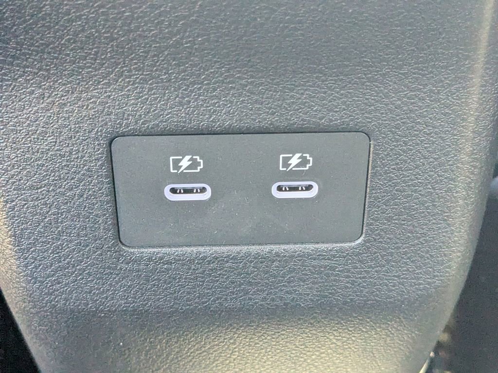 New 2026 Nissan Kicks SR w/ Illumination Package image 13