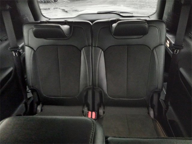 Used 2024 Jeep Grand Cherokee L Laredo image 15