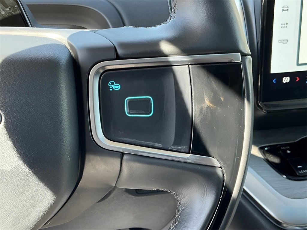 Certified 2025 Ford Expedition Max Platinum image 40