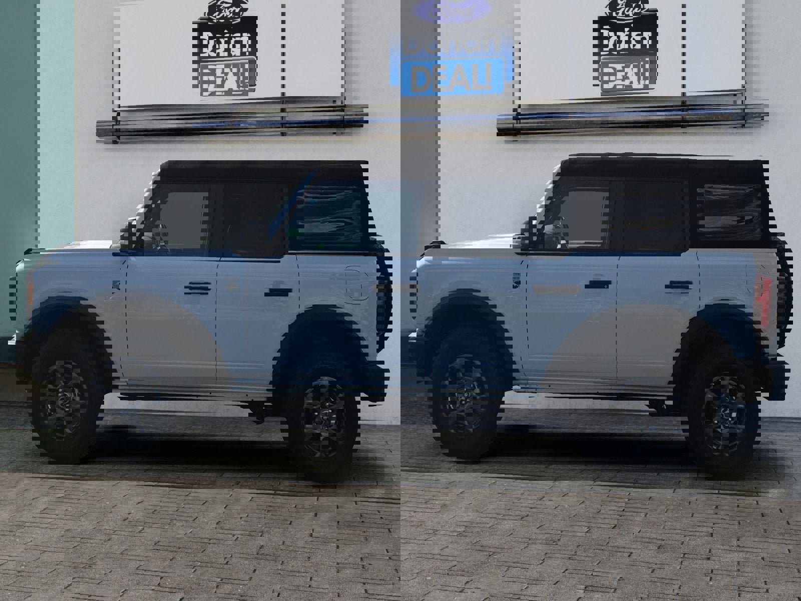 Used 2023 Ford Bronco Big Bend image 6