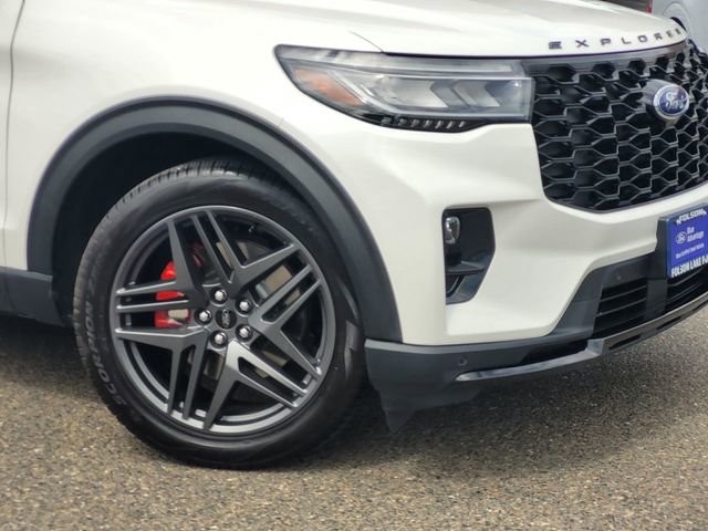 Certified 2025 Ford Explorer ST AWD/4WD image 6