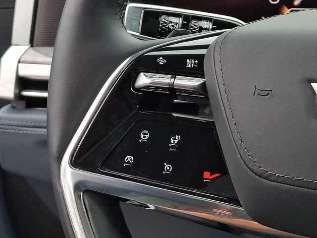 Certified 2025 Cadillac Escalade IQ Luxury 2 w/ LPO, Premium Carpet Package AWD/4WD image 21