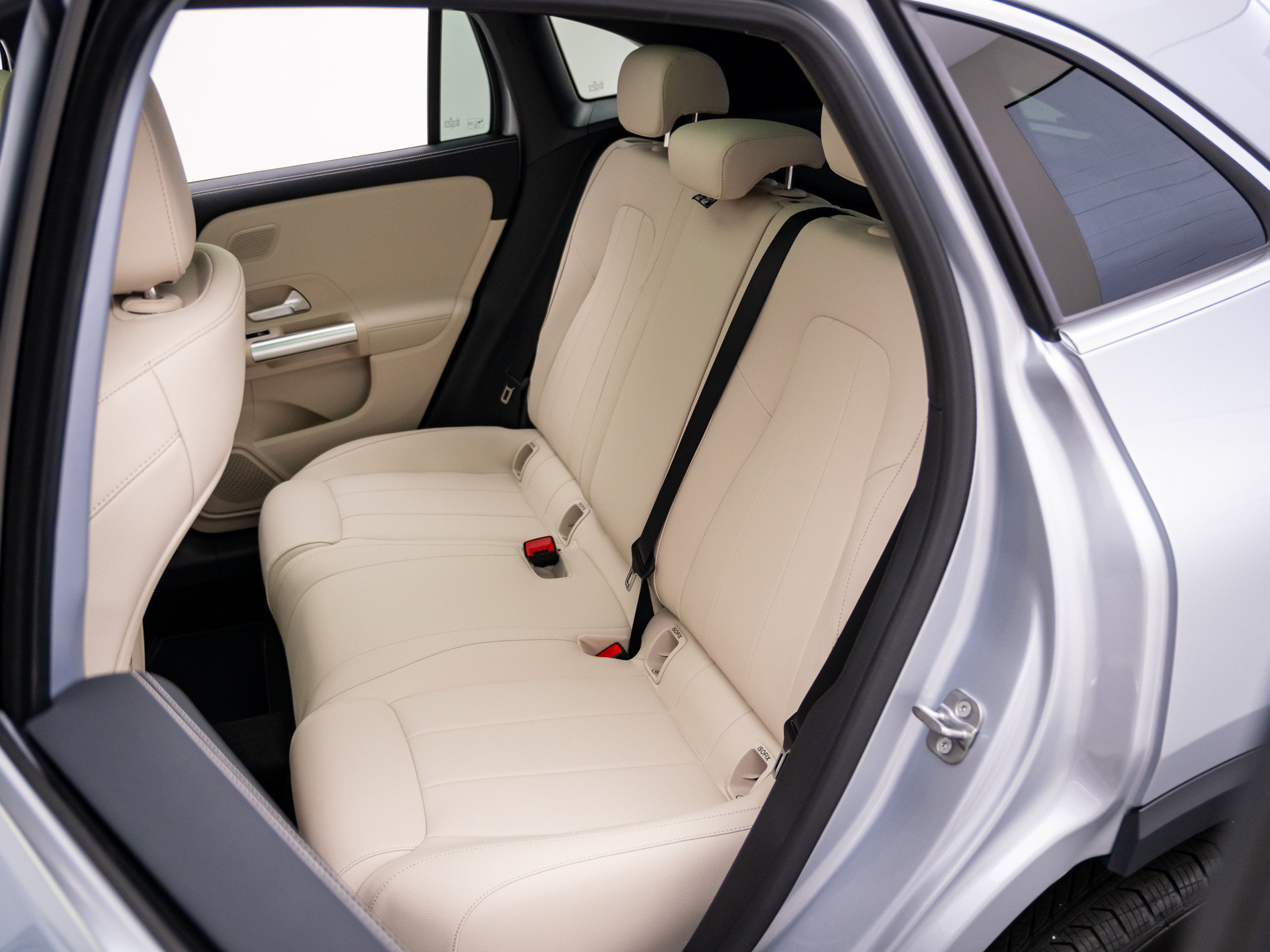 New 2026 Mercedes-Benz GLA 250 4MATIC image 18