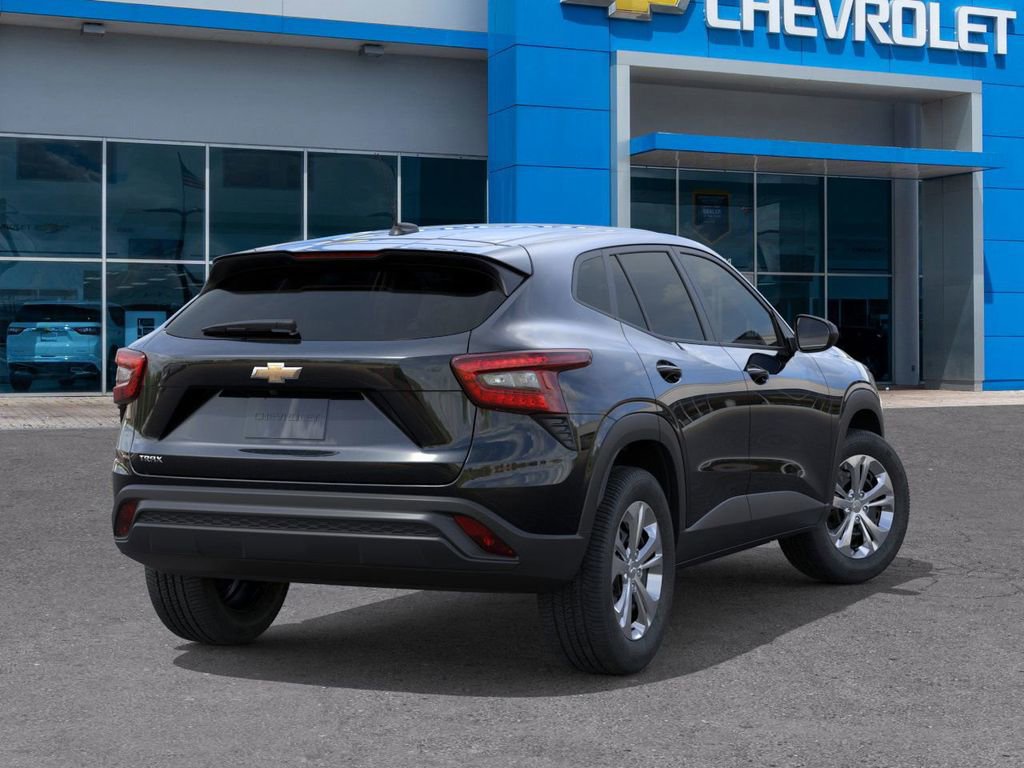 New 2026 Chevrolet Trax LS image 4
