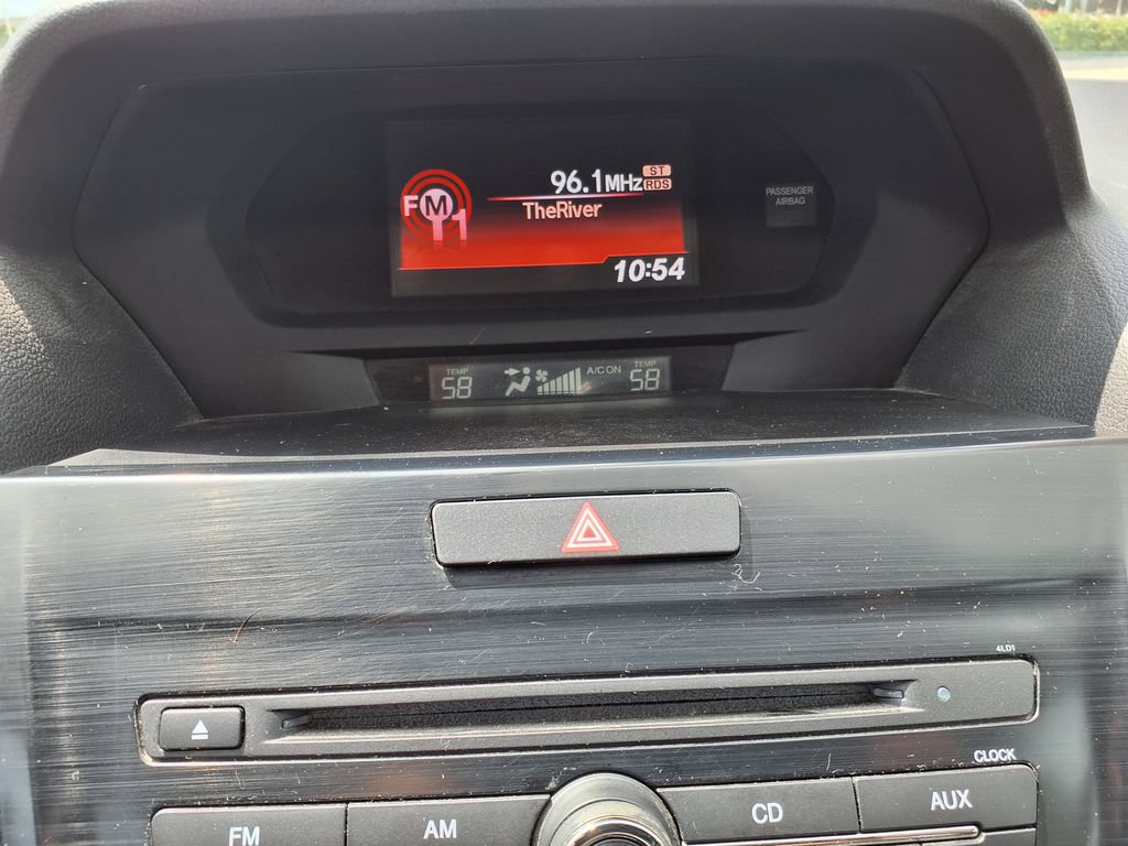 Used 2016 Acura ILX FWD image 25