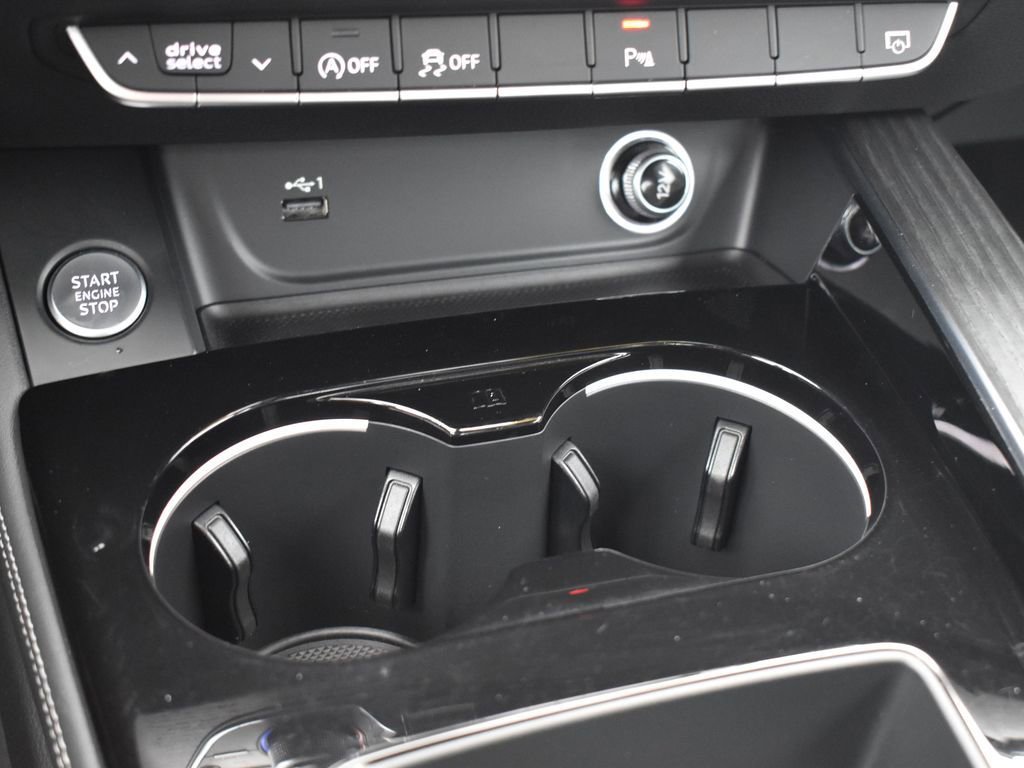 Used 2020 Audi A4 2.0T Premium Plus w/ Premium Plus Package image 16