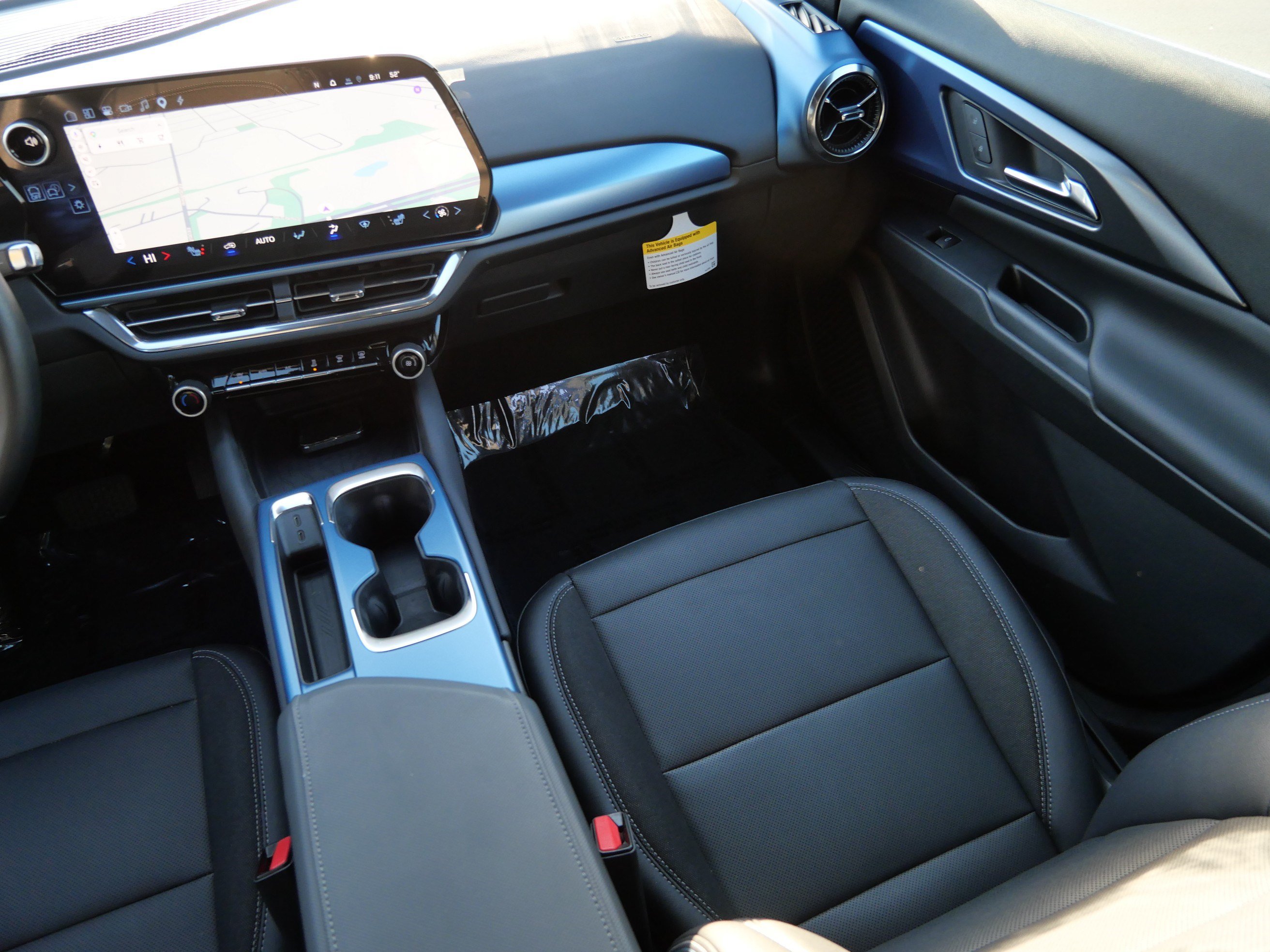 Used 2025 Chevrolet Equinox EV LT AWD/4WD image 10