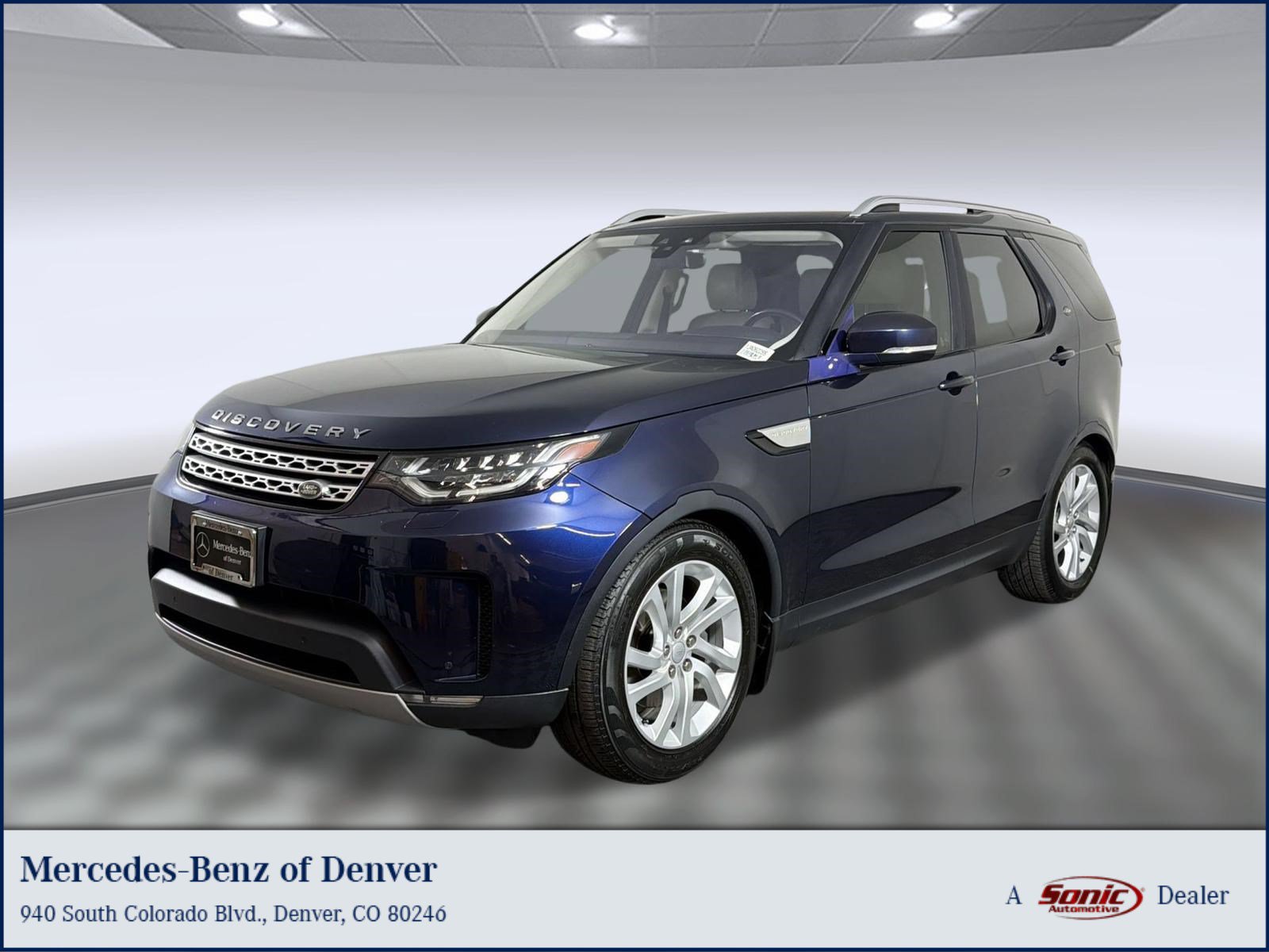 Used 2018 Land Rover Discovery HSE AWD/4WD image 1