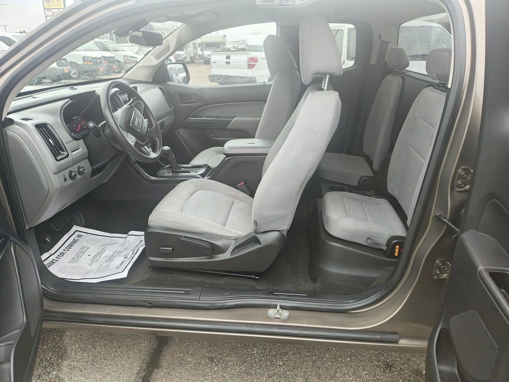 Used 2016 GMC Canyon 4x4 Extended Cab w/ Convenience Package image 7