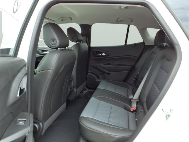 New 2026 Chevrolet Trax LT w/ LT Convenience Package FWD image 10