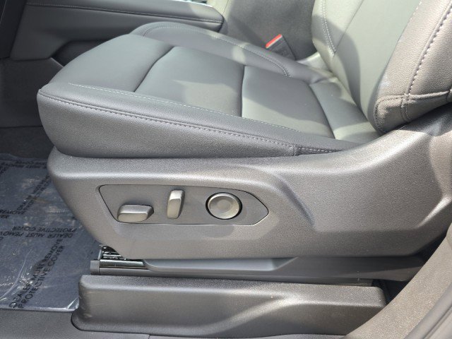 New 2025 Chevrolet Suburban LT w/ Comfort Package image 26