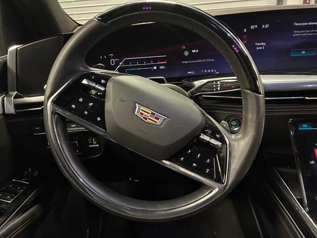 Used 2025 Cadillac Escalade Sport AWD/4WD image 14