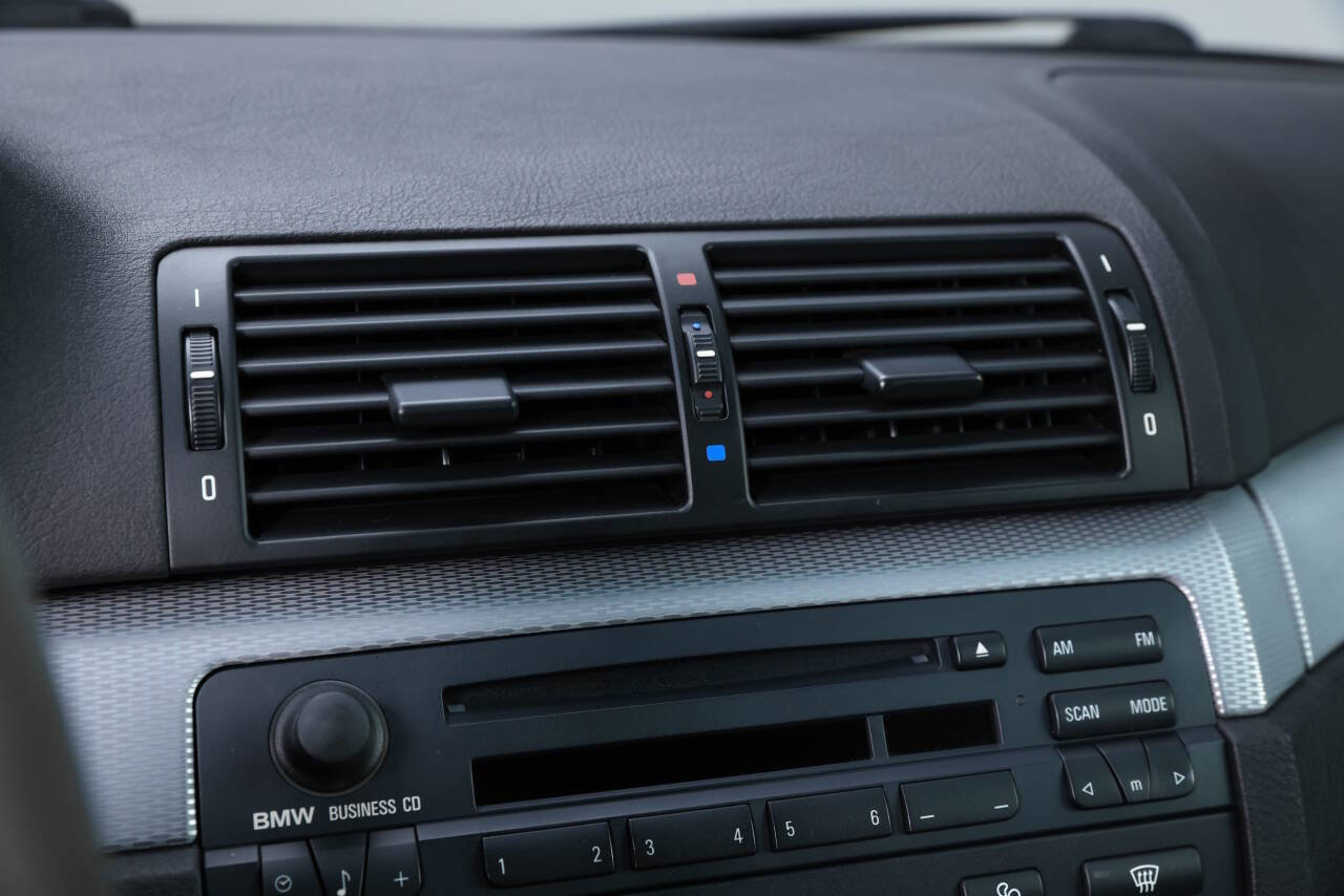 Used 2005 BMW M3 Coupe image 54