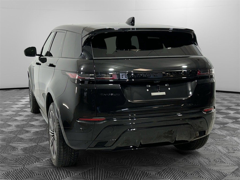 Used 2025 Land Rover Range Rover Evoque Dynamic SE image 3