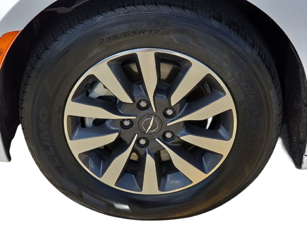 Used 2023 Chrysler Pacifica Touring-L FWD image 31