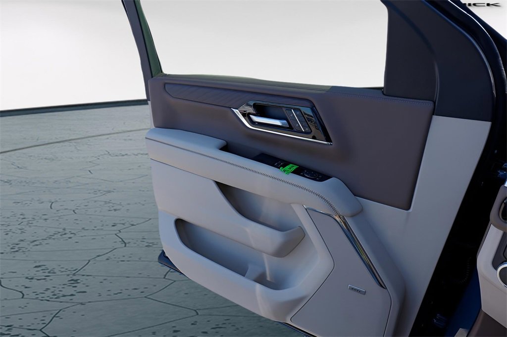 New 2026 GMC Yukon Denali w/ Sun & Power Step Package image 19