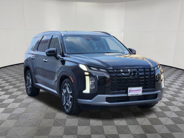Used 2023 Hyundai Palisade SEL FWD image 2