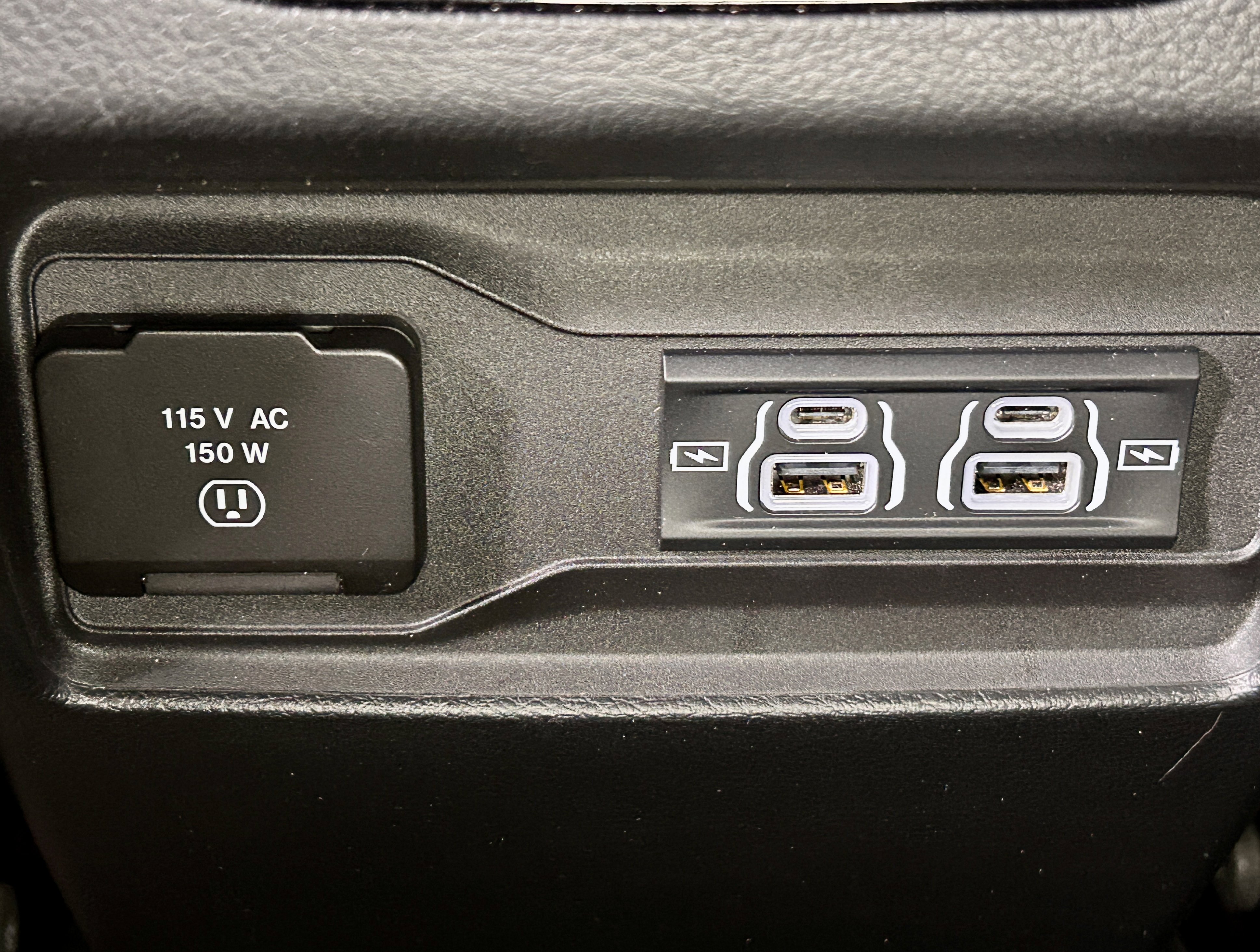 Certified 2024 Jeep Grand Cherokee Altitude AWD/4WD image 33