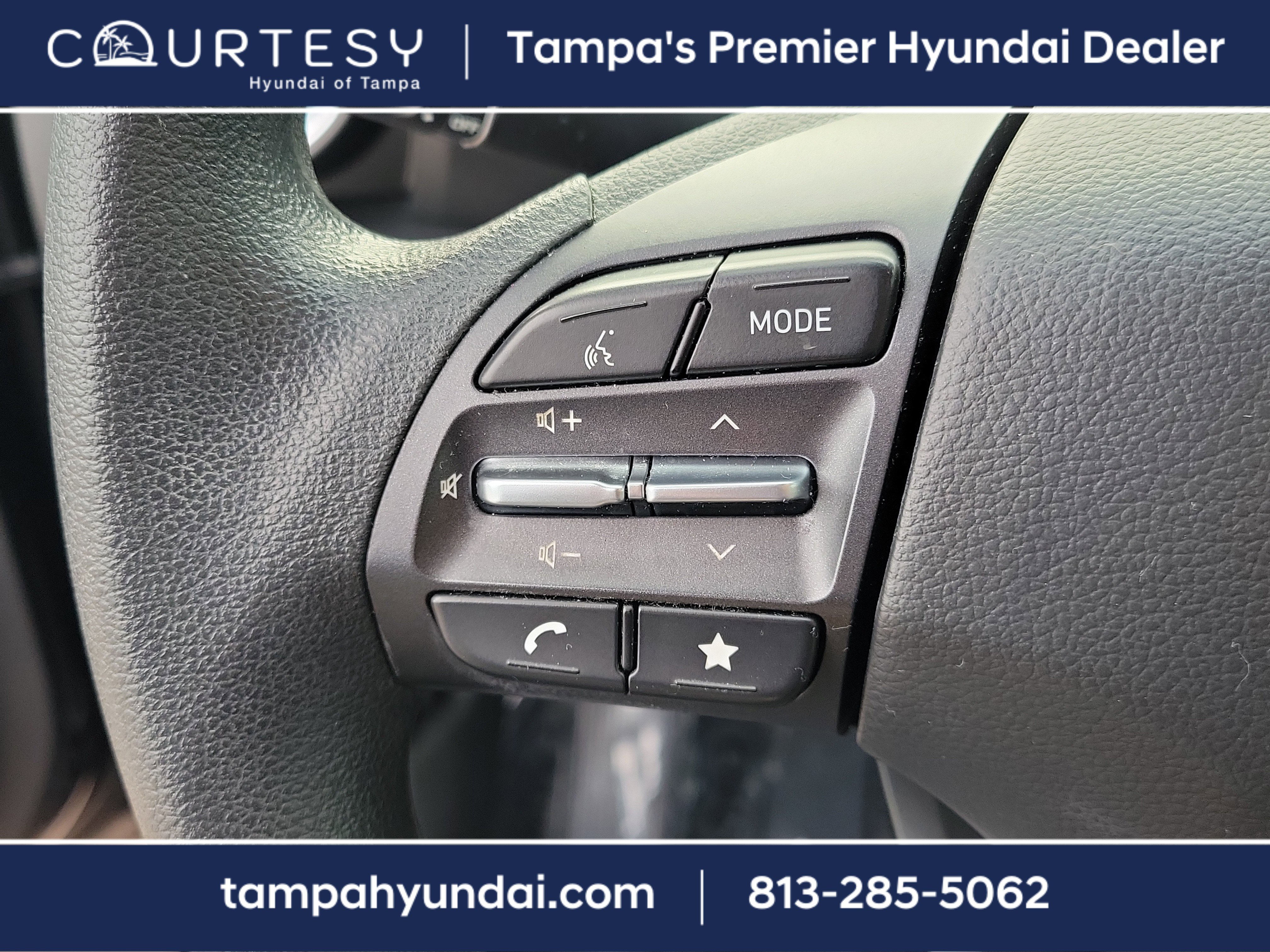 Used 2023 Hyundai Kona SEL image 25