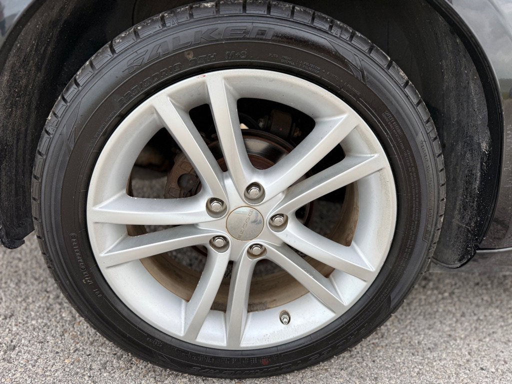 Used 2013 Dodge Avenger SXT w/ Rallye Appearance Group image 19
