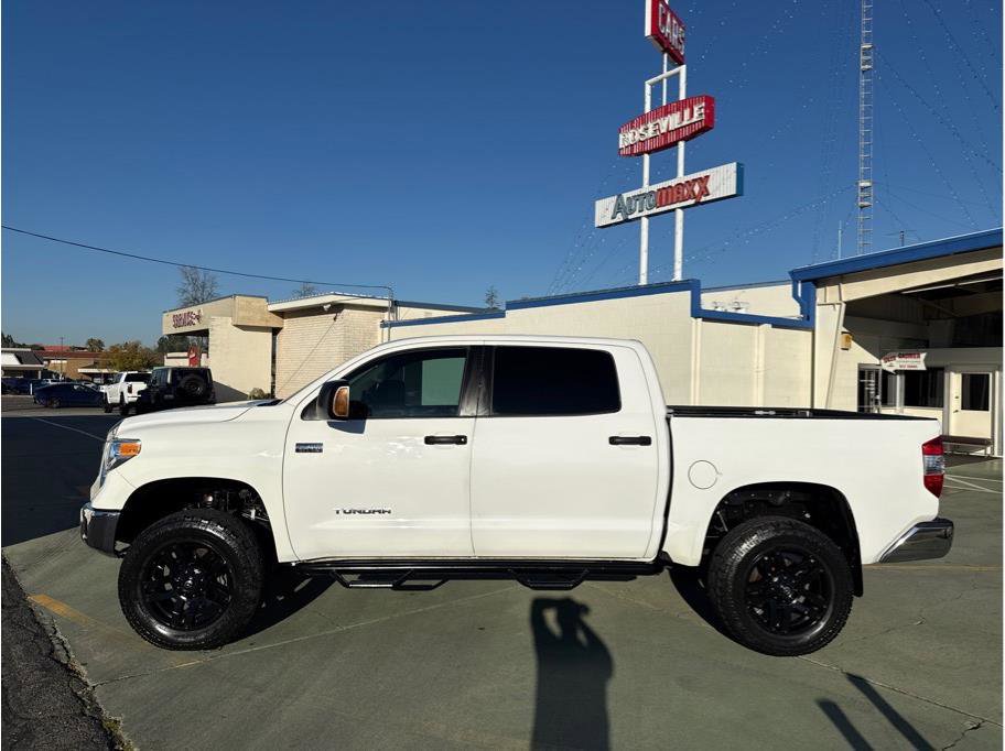 Used 2014 Toyota Tundra SR5 image 10