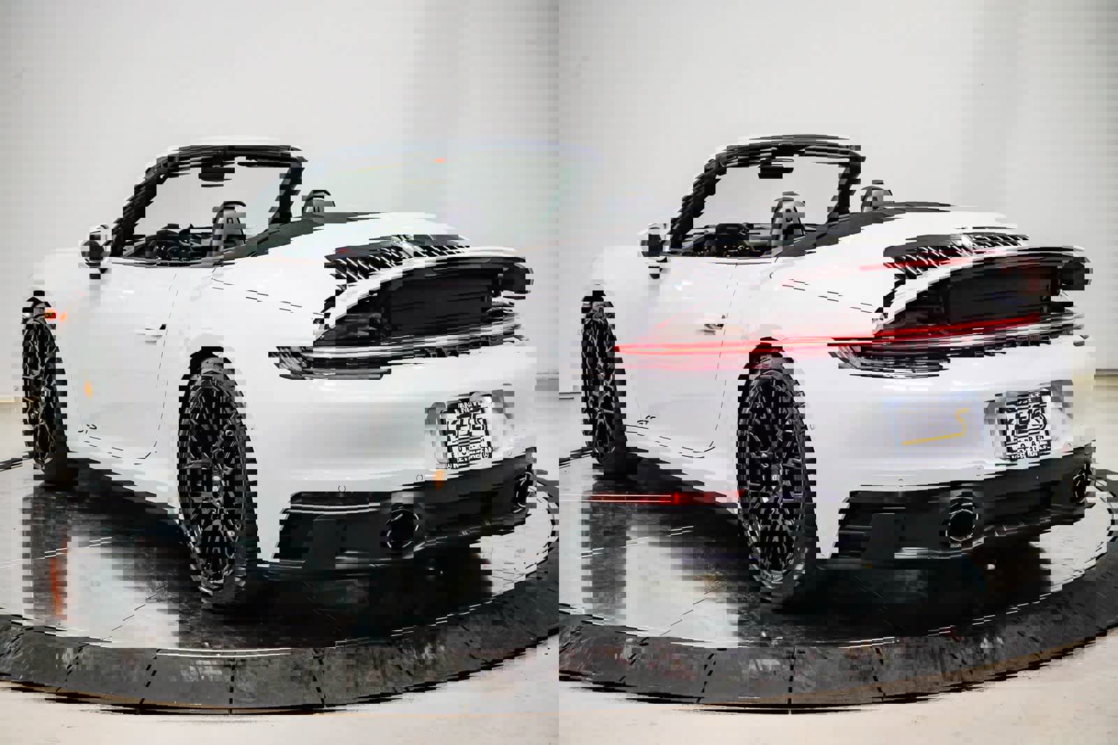 Used 2022 Porsche 911 Carrera GTS image 2