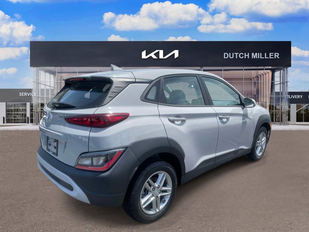 Used 2022 Hyundai Kona SE w/ Cargo Package FWD image 6