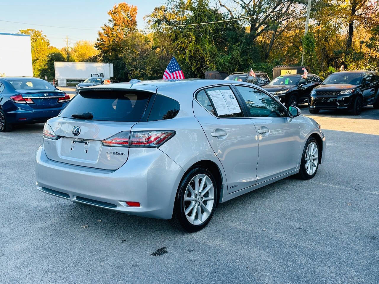 Used 2011 Lexus CT 200h Premium image 11