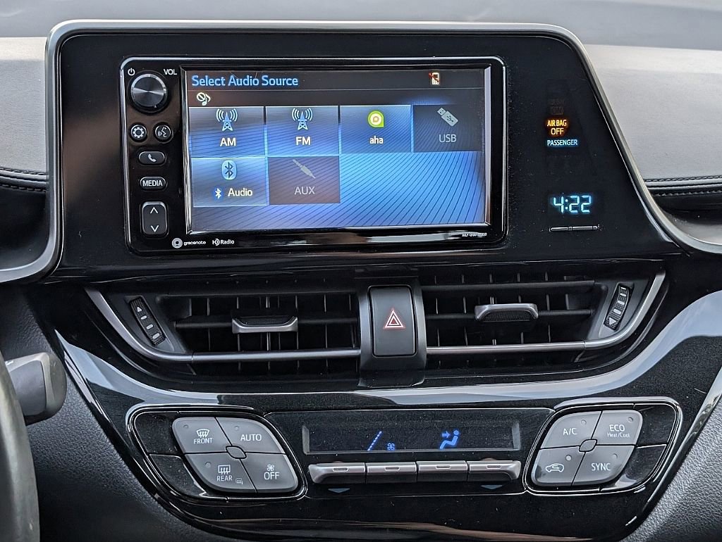 Used 2018 Toyota C-HR XLE image 27