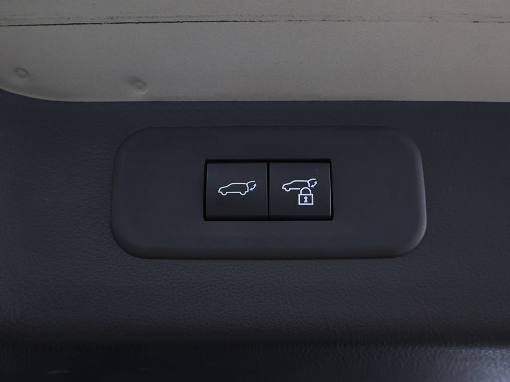 Used 2024 Lexus TX 500h AWD w/ Technology Package image 21