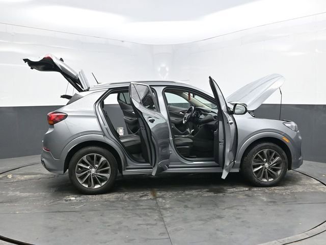 Used 2023 Buick Encore GX Select w/ Sport Touring Package image 47