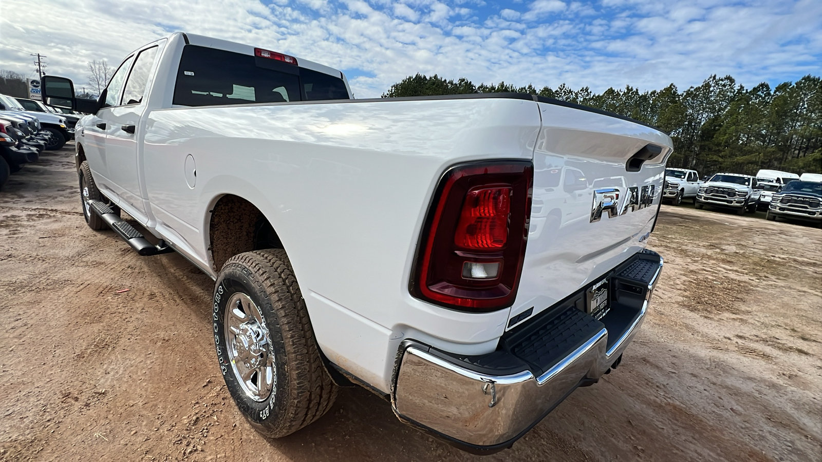 New 2026 RAM 2500 Tradesman AWD/4WD image 10