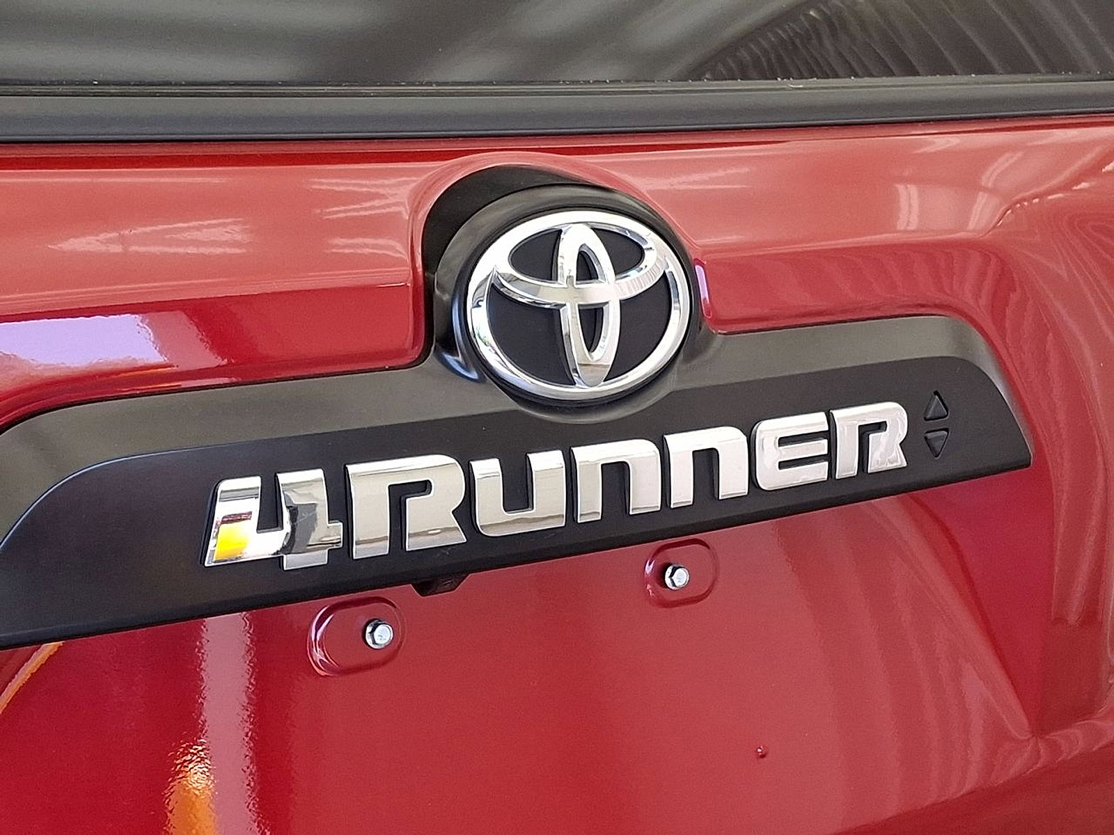 Certified 2024 Toyota 4Runner TRD Off-Road AWD/4WD image 24