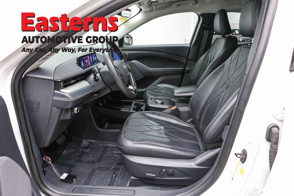 Used 2021 Ford Mustang Mach-E Select w/ Comfort/Technology Package AWD/4WD image 14