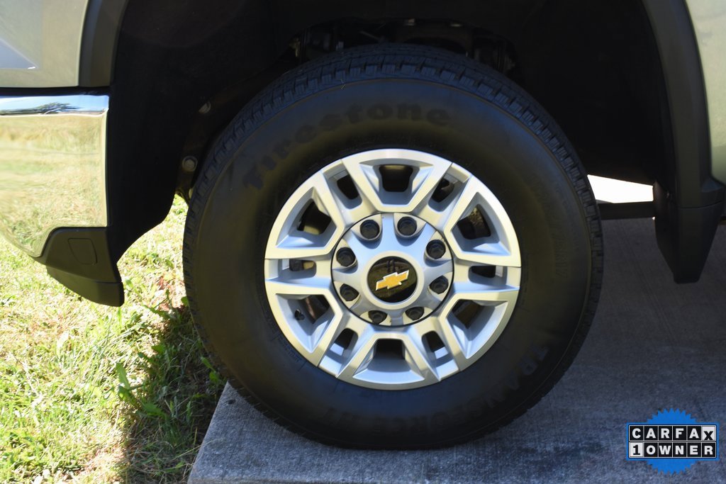 Used 2024 Chevrolet Silverado 2500 LT image 11
