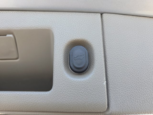 Certified 2018 Chevrolet Tahoe Premier AWD/4WD image 14