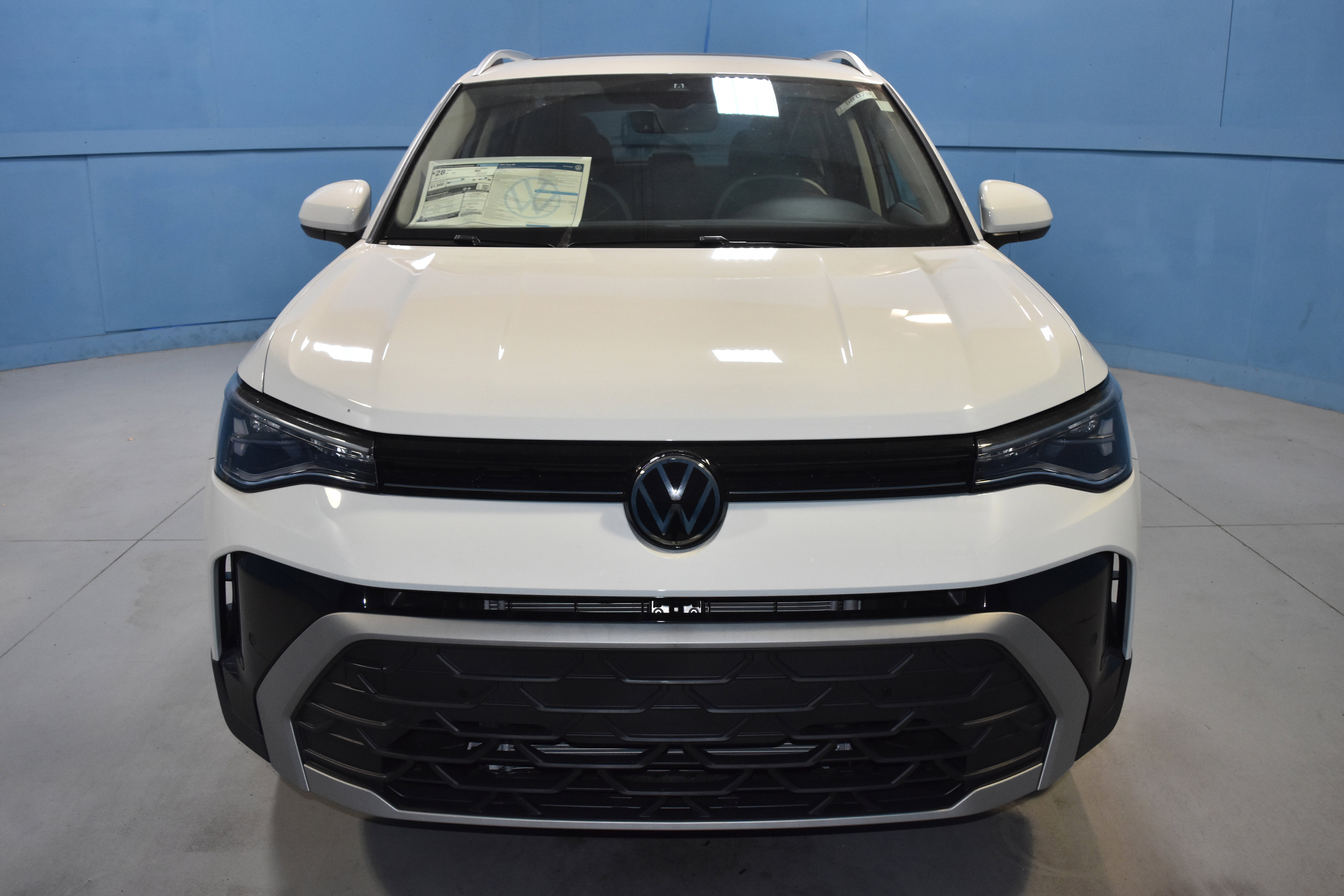 New 2025 Volkswagen Taos SE image 19