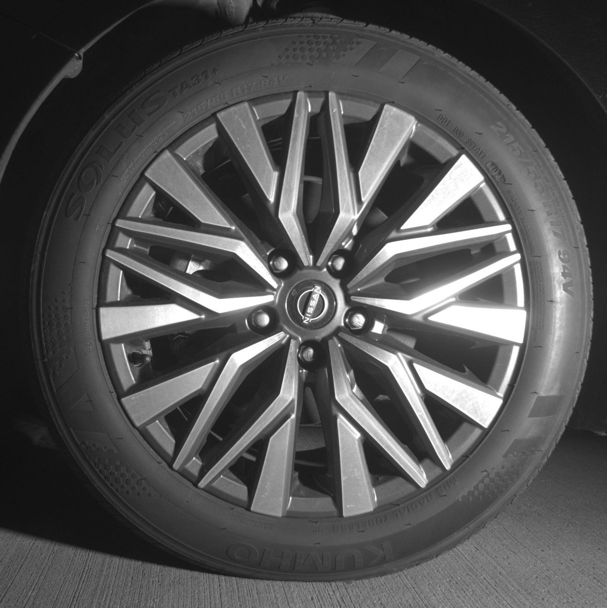 Used 2025 Nissan Altima 2.5 SV image 12