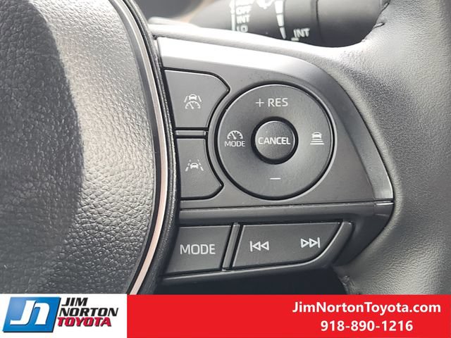 Used 2025 Toyota Corolla XSE FWD image 28