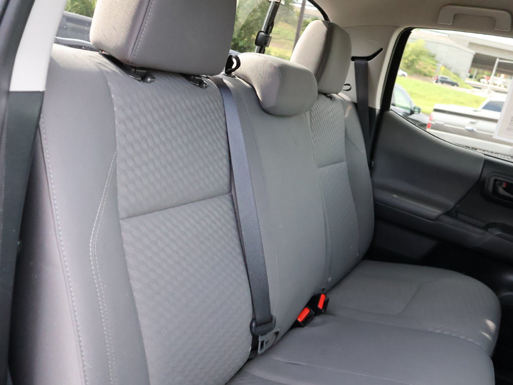 Used 2023 Toyota Tacoma SR AWD/4WD image 12