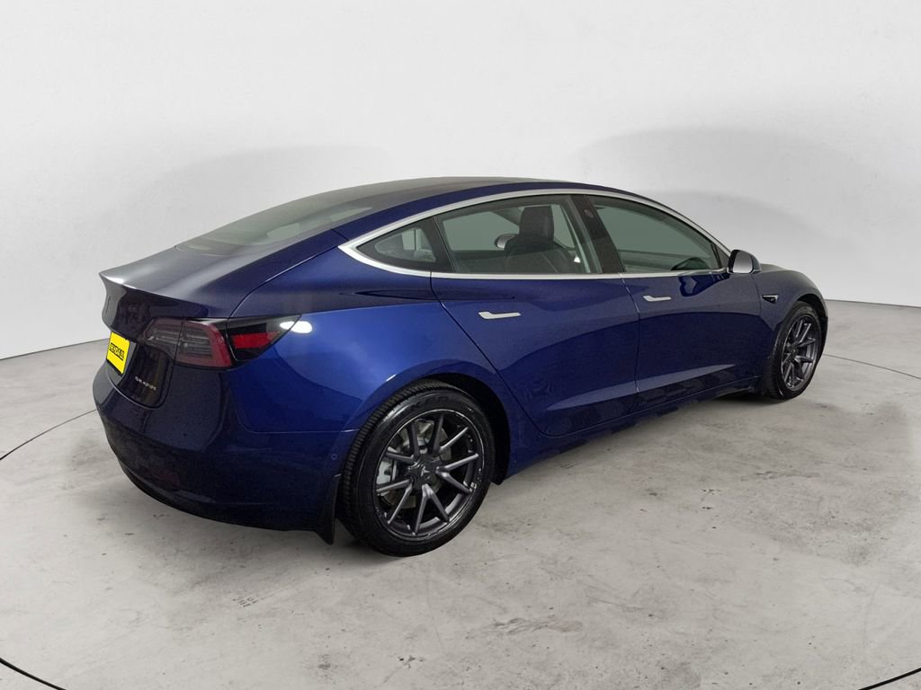 Used 2018 Tesla Model 3 Long Range image 5