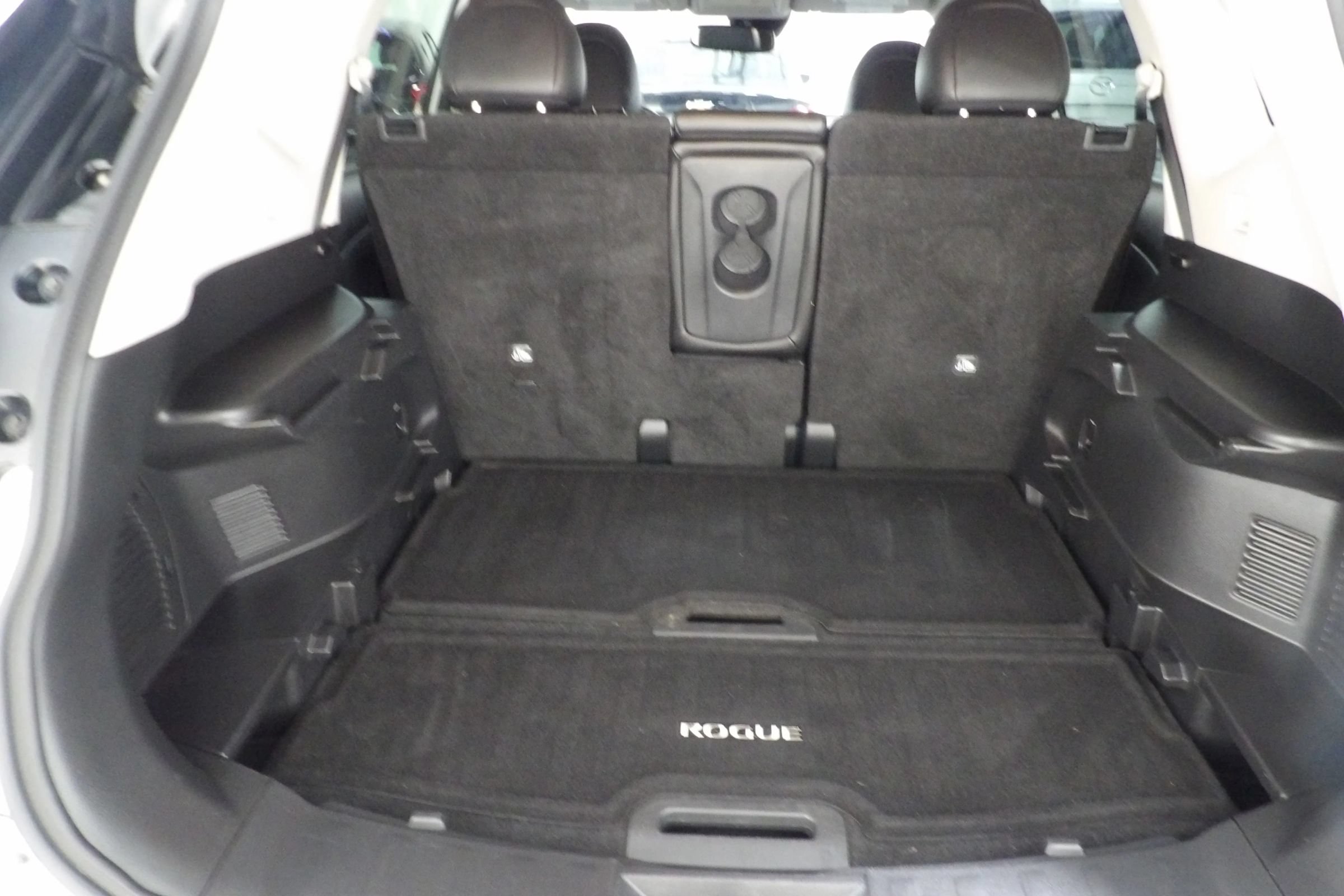 Used 2018 Nissan Rogue SL AWD/4WD image 7