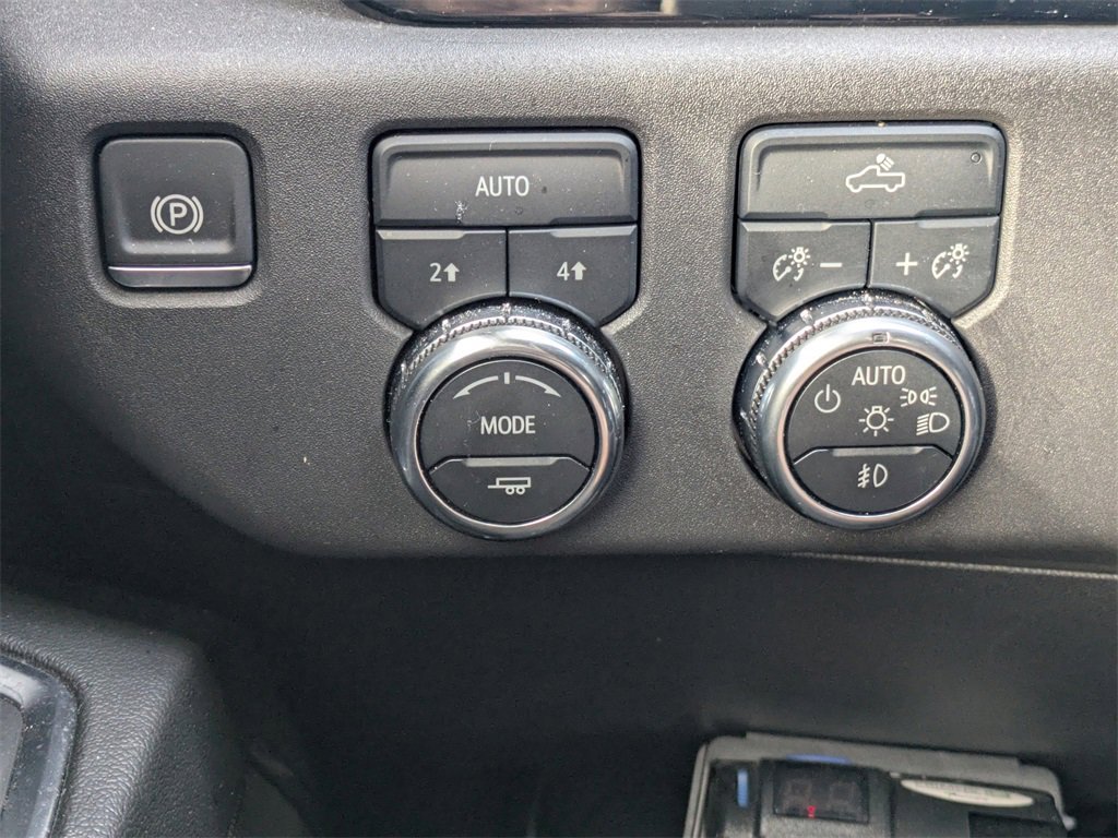 Used 2024 GMC Sierra 1500 Elevation image 26