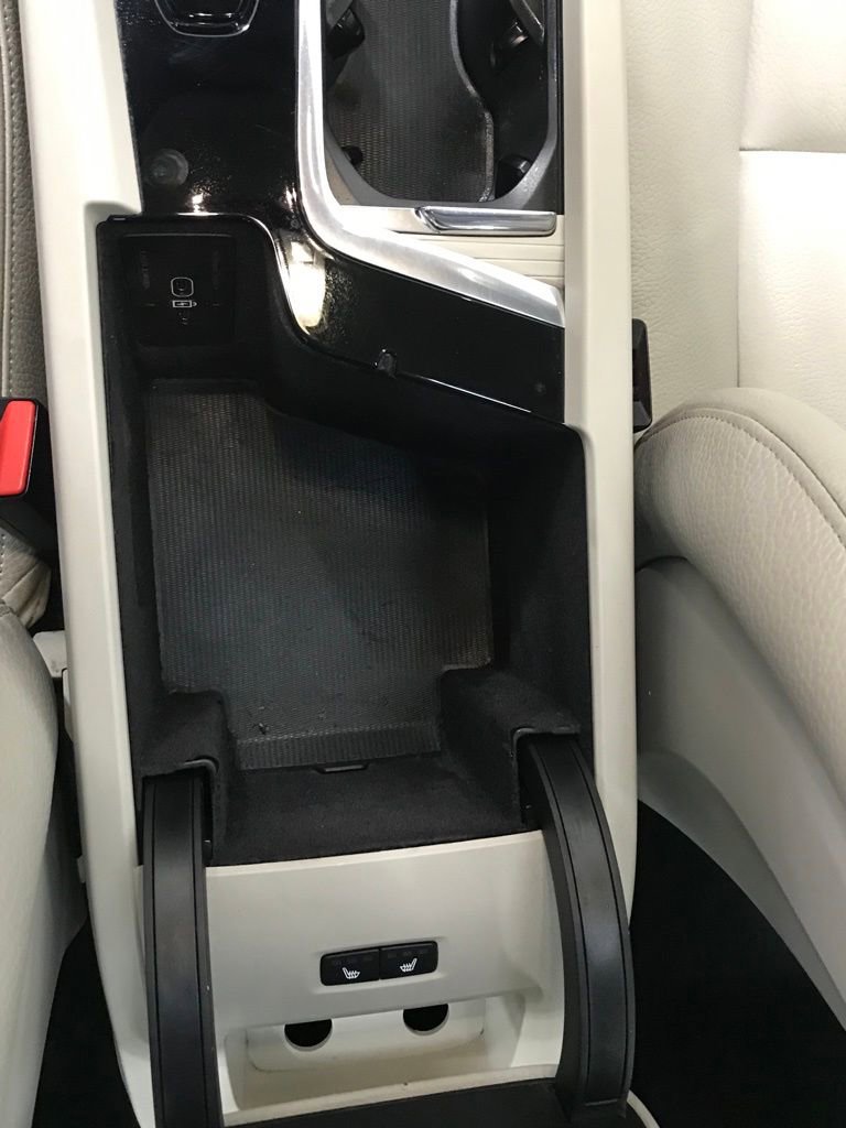 Used 2024 Volvo S60 B5 Core w/ Climate Package image 22