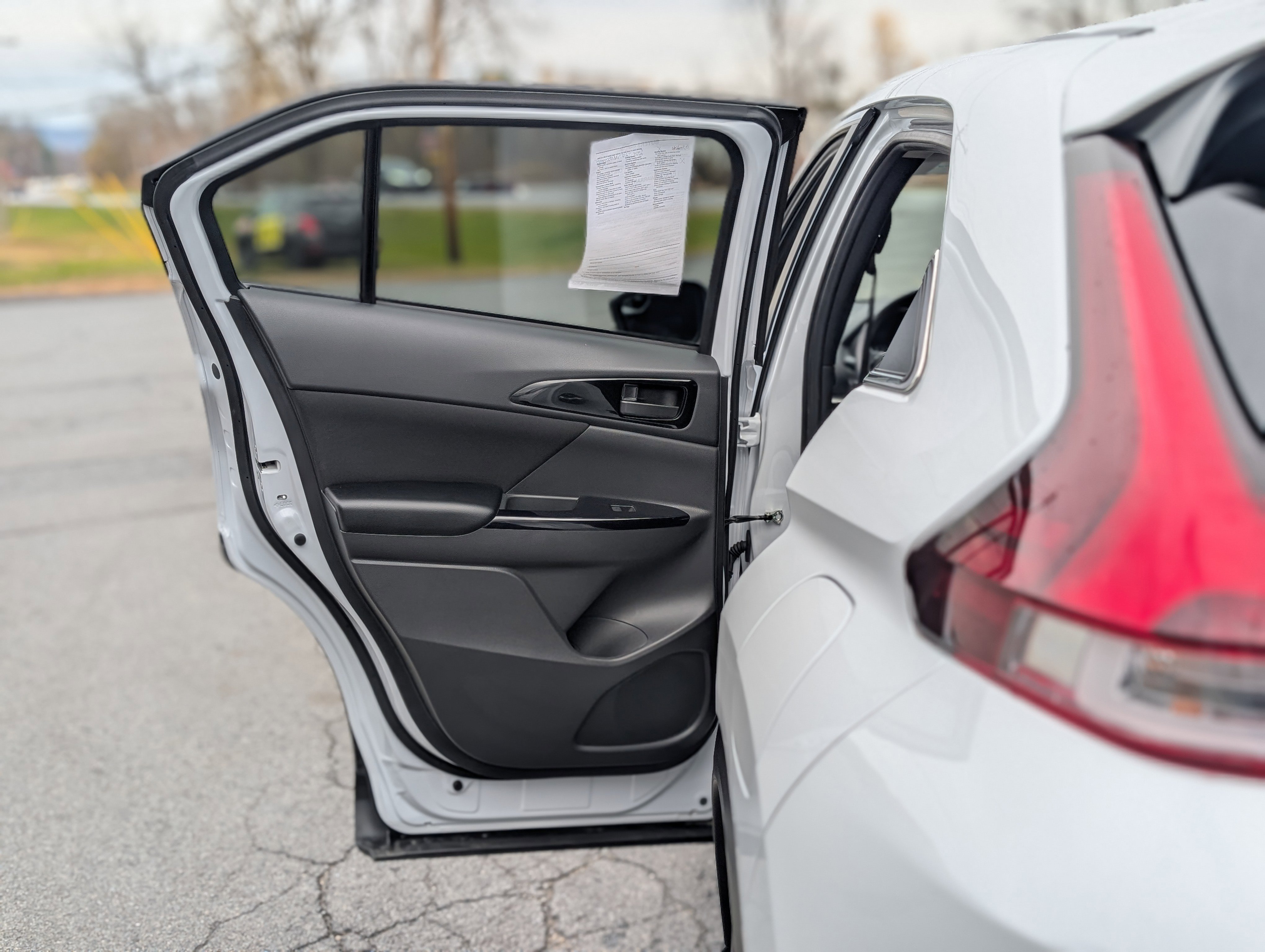 Used 2024 Mitsubishi Eclipse Cross LE image 28