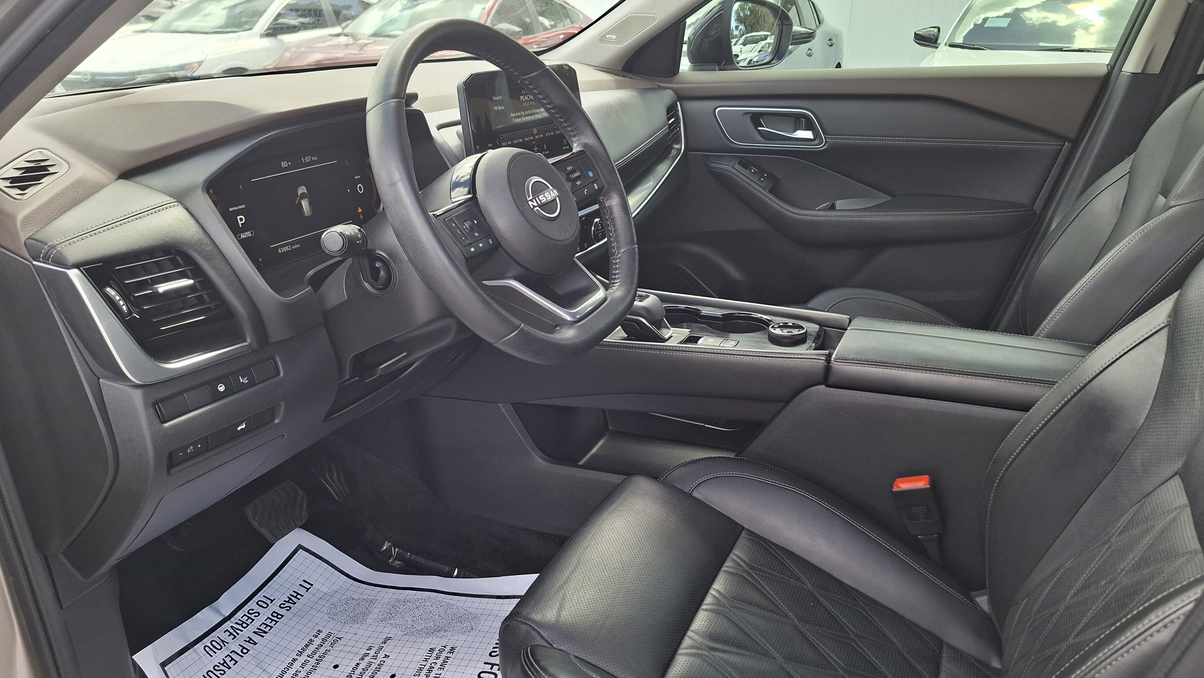 Certified 2022 Nissan Rogue Platinum w/ Head-Up Display Package image 9