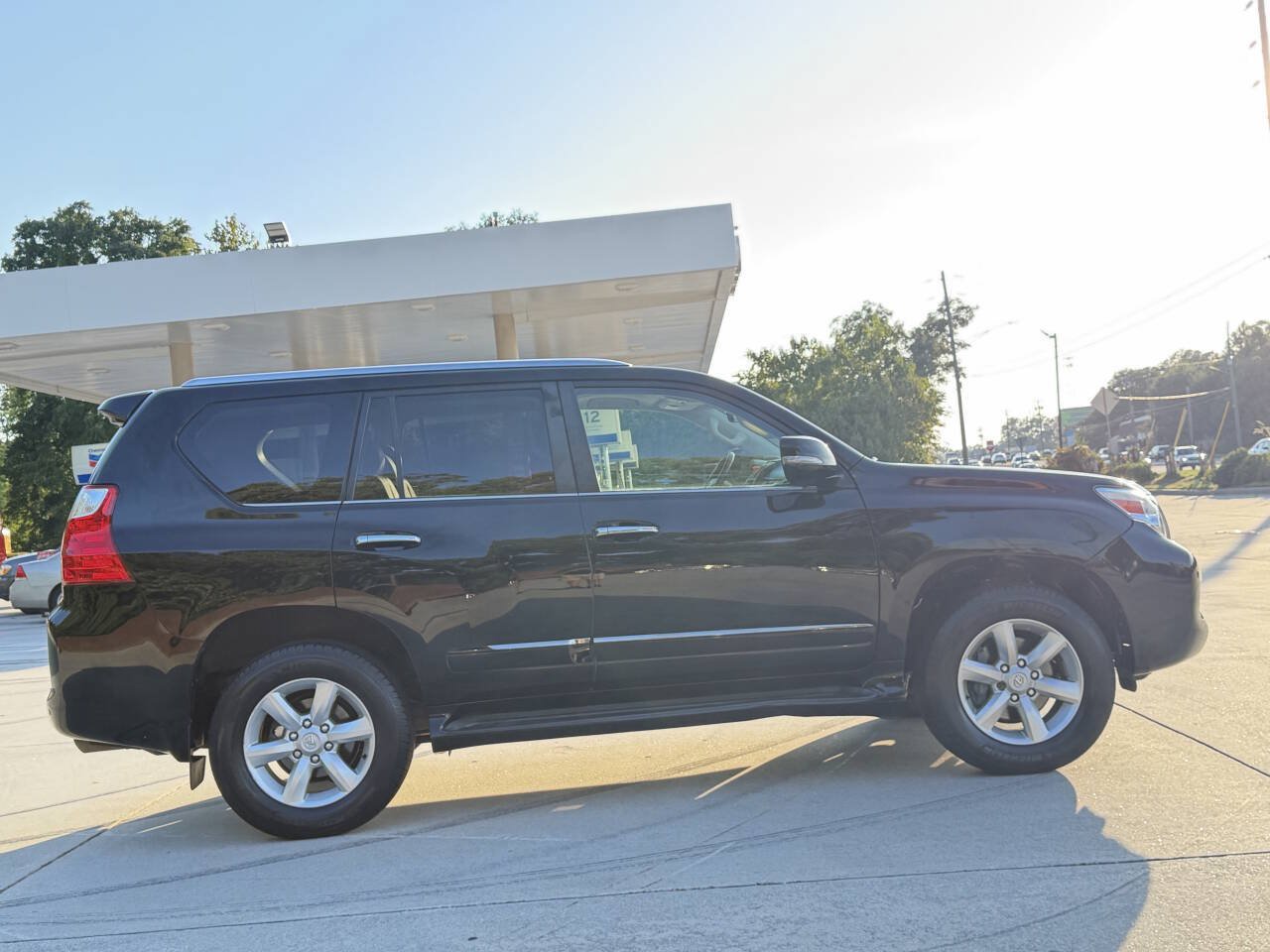 Used 2013 Lexus GX 460 w/ Comfort Plus Pkg AWD/4WD image 25