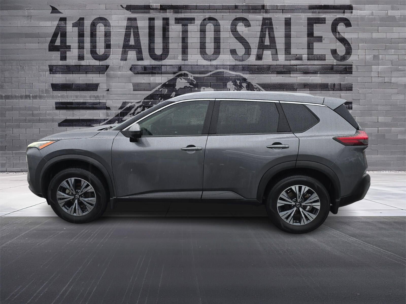 Used 2021 Nissan Rogue SV w/ Premium Package image 7